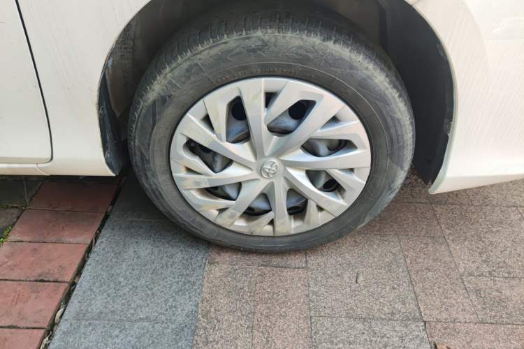 Used Toyota Vios 2021 1.5L CVT Innovation Edition Right Front Wheel Hub
