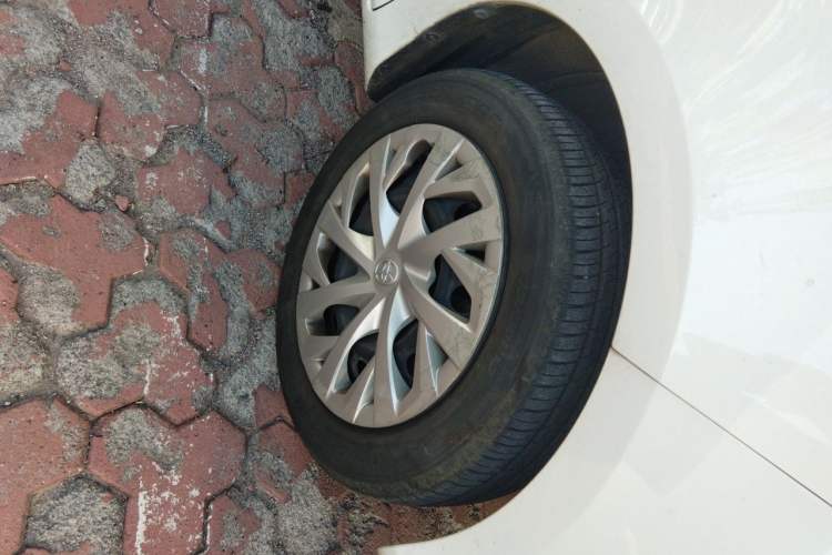 Used Toyota Vios 2021 1.5L CVT Innovation Edition Right Front Wheel Hub