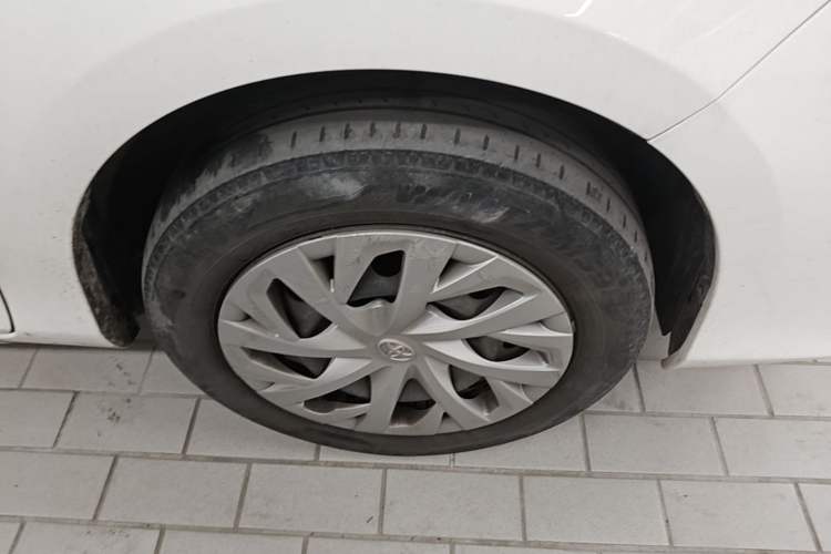Used Toyota Vios 2021 1.5L CVT Innovation Edition Right Front Wheel Hub