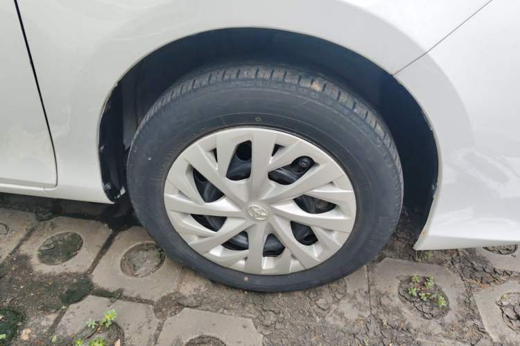Used Toyota Vios 2021 1.5L CVT Innovation Edition Right Front Wheel Hub