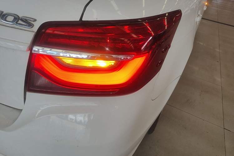 Used Toyota Vios 2021 1.5L Manual Trend Edition Right Rear Taillight