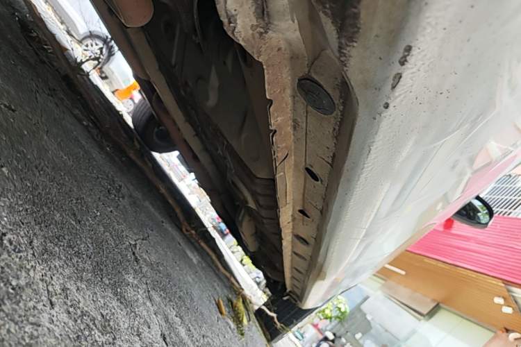 Used Toyota Vios 2021 1.5L CVT Innovation Edition Right Side Sill