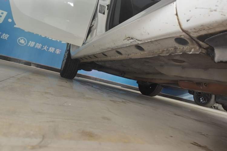 Used Toyota Vios 2021 1.5L CVT Innovation Edition Right Side Sill