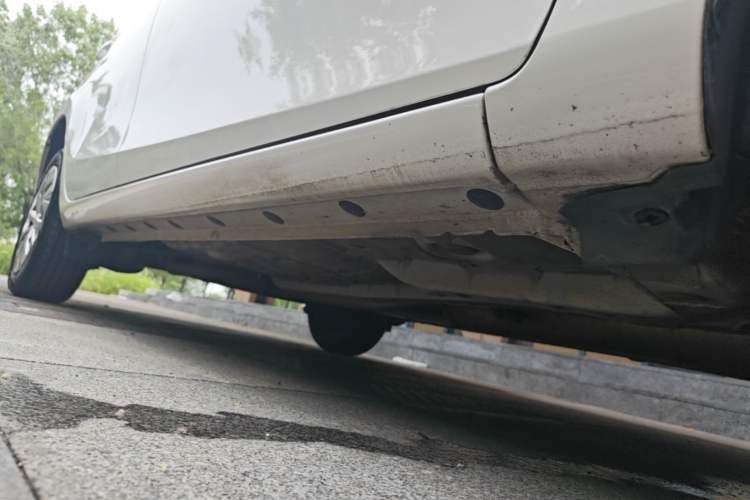 Used Toyota Vios 2021 1.5L CVT Innovation Edition Right Side Sill