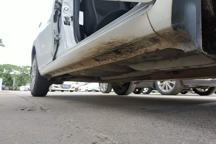 Used Toyota Vios 2021 1.5L CVT Innovation Edition Right Side Sill