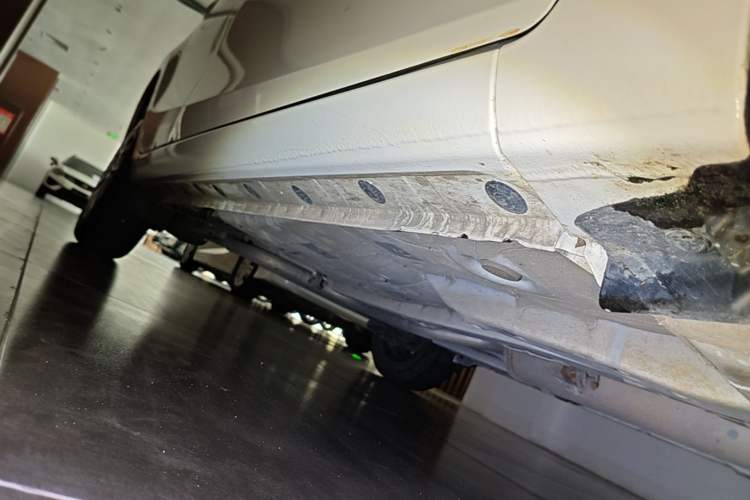 Used Toyota Vios 2021 1.5L CVT Innovation Edition Right Side Sill