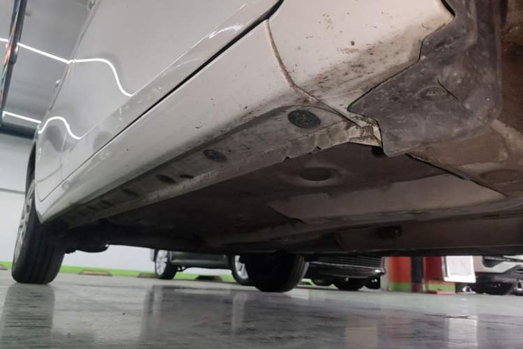 Used Toyota Vios 2021 1.5L CVT Innovation Edition Right Side Sill