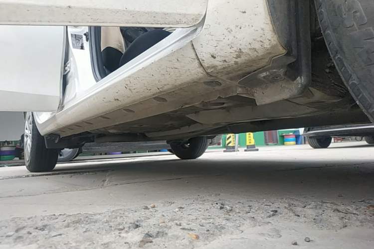 Used Toyota Vios 2021 1.5L CVT Innovation Edition Right Side Sill
