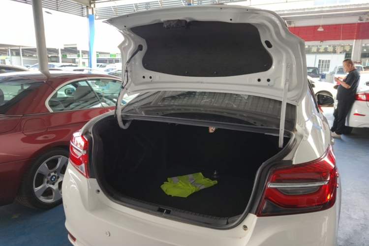 Used Toyota Vios 2021 1.5L CVT Innovation Edition Trunk