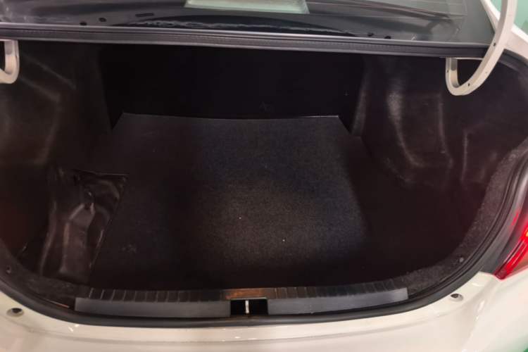 Used Toyota Vios 2021 1.5L CVT Innovation Edition Trunk