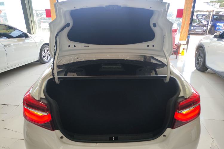 Used Toyota Vios 2021 1.5L CVT Innovation Edition Trunk