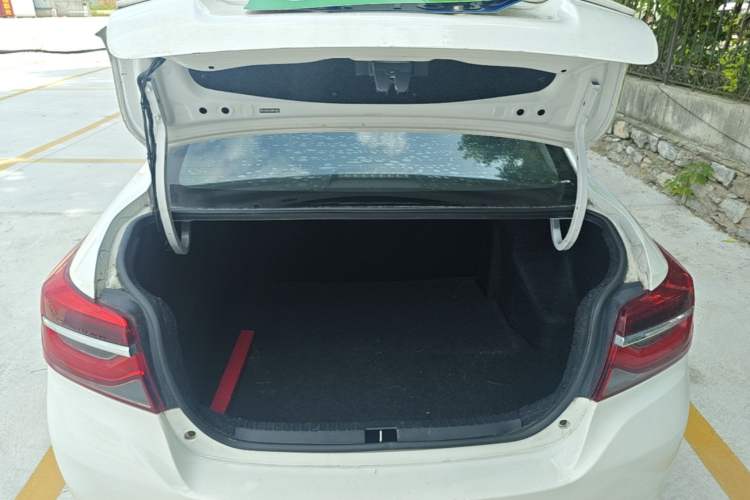 Used Toyota Vios 2021 1.5L CVT Innovation Edition Trunk