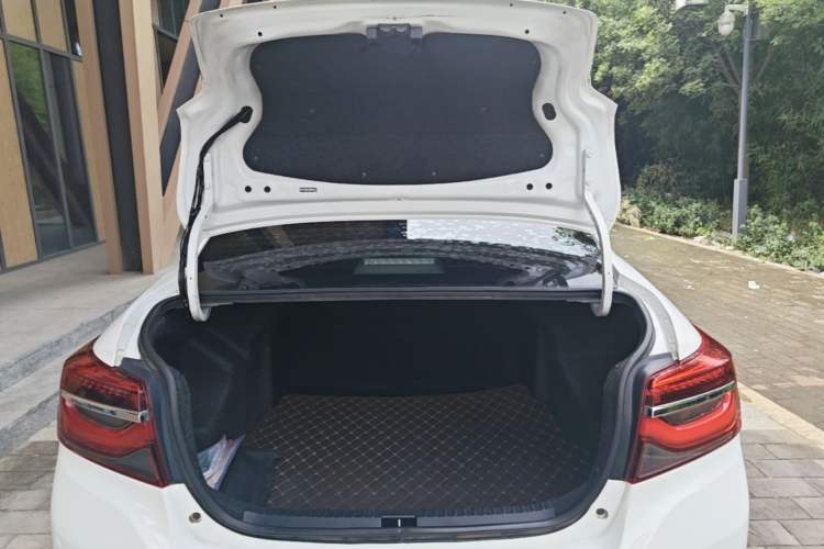 Used Toyota Vios 2021 1.5L CVT Innovation Edition Trunk