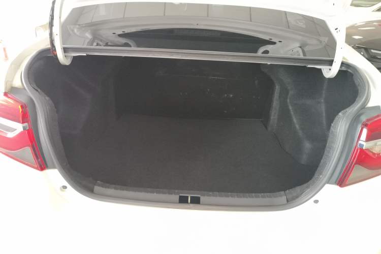 Used Toyota Vios 2021 1.5L CVT Innovation Edition Trunk