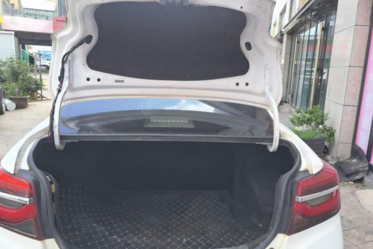Used Toyota Vios 2021 1.5L CVT Innovation Edition Trunk