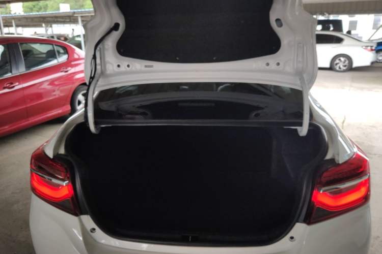 Used Toyota Vios 2021 1.5L CVT Innovation Edition Trunk