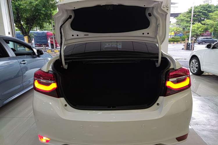 Used Toyota Vios 2021 1.5L CVT Innovation Edition Trunk