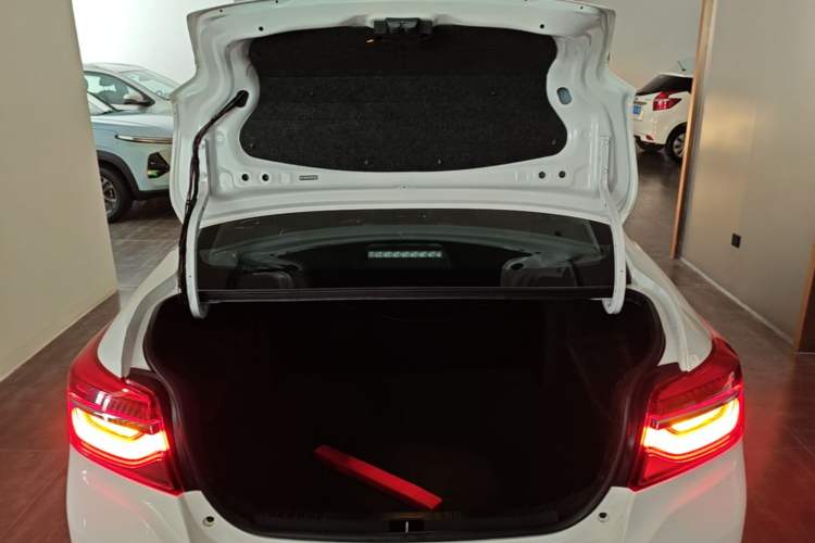 Used Toyota Vios 2021 1.5L CVT Innovation Edition Trunk