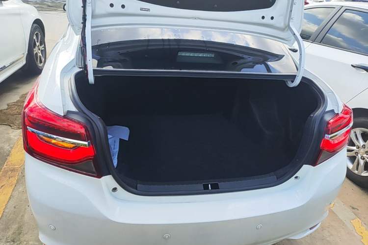 Used Toyota Vios 2021 1.5L CVT Innovation Edition Trunk