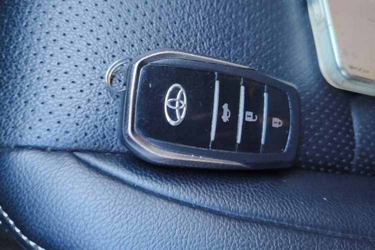 Used Toyota Vios 2021 1.5L CVT Innovation Edition Vehicle Key