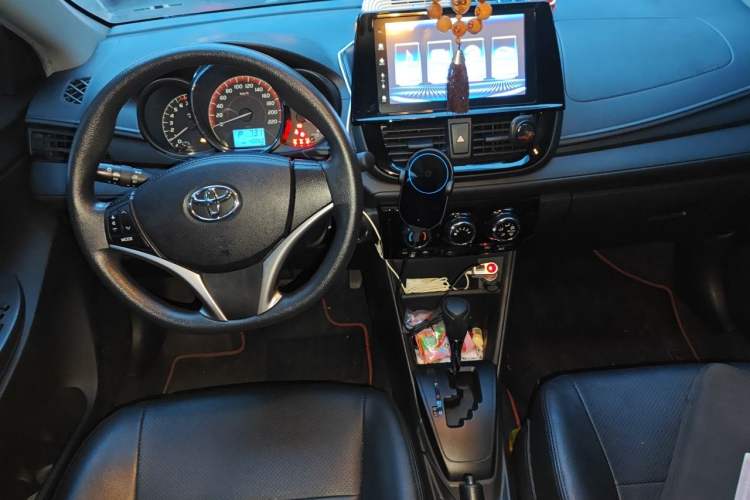 Used Toyota Vios 2022 1.5L 20th Anniversary Edition Center Console