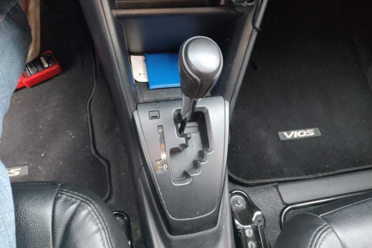 Used Toyota Vios 2022 1.5L CVT Active Drive CARE Edition Gear Lever