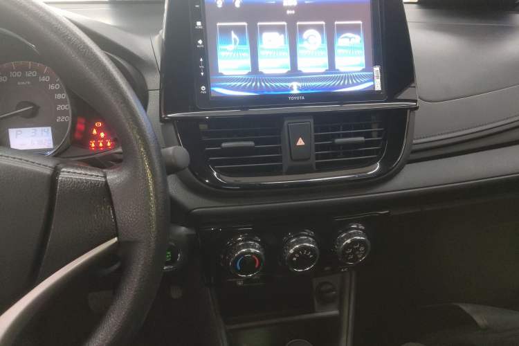 Used Toyota Vios 2022 1.5L 20th Anniversary Edition Audio And AC Panel