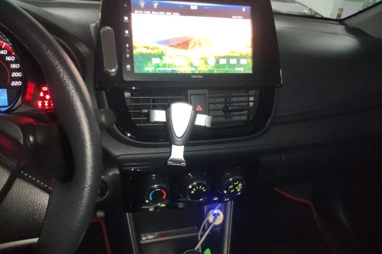 Used Toyota Vios 2022 1.5L 20th Anniversary Edition Audio And AC Panel