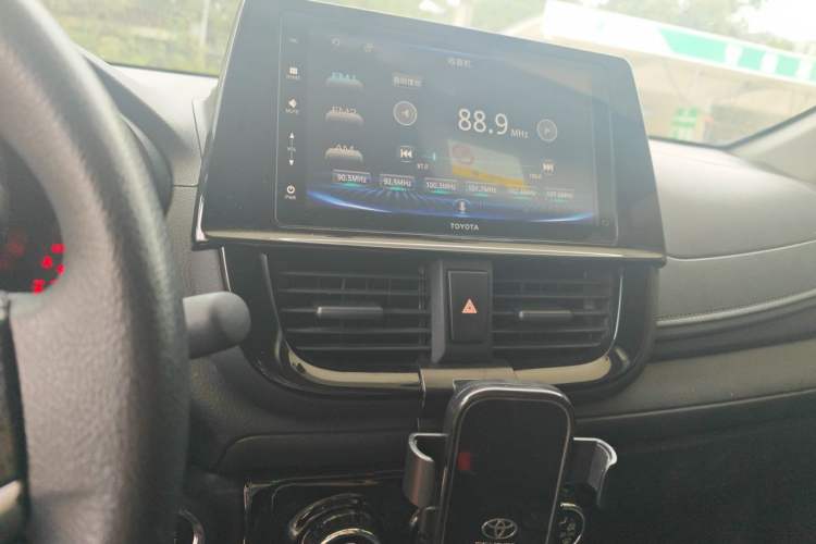 Used Toyota Vios 2022 1.5L 20th Anniversary Edition Audio And AC Panel