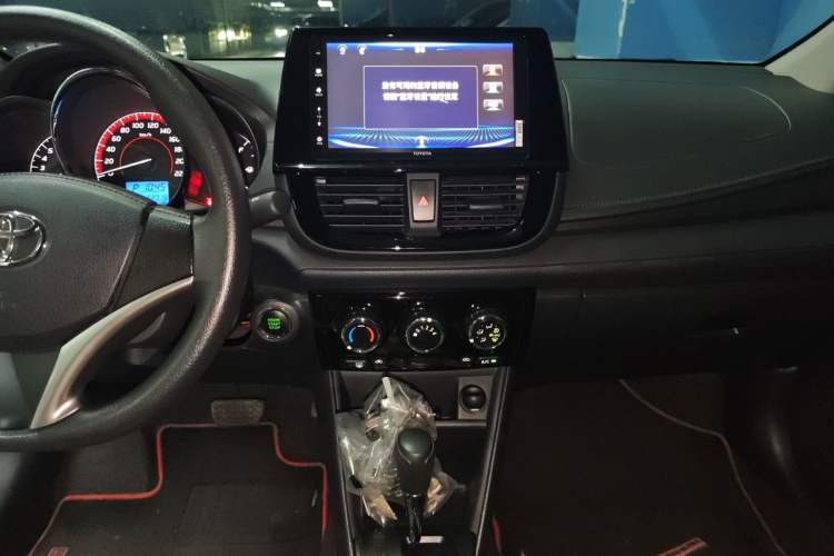 Used Toyota Vios 2022 1.5L 20th Anniversary Edition Audio And AC Panel