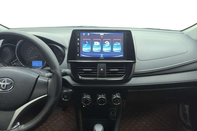Used Toyota Vios 2022 1.5L 20th Anniversary Edition Audio And AC Panel