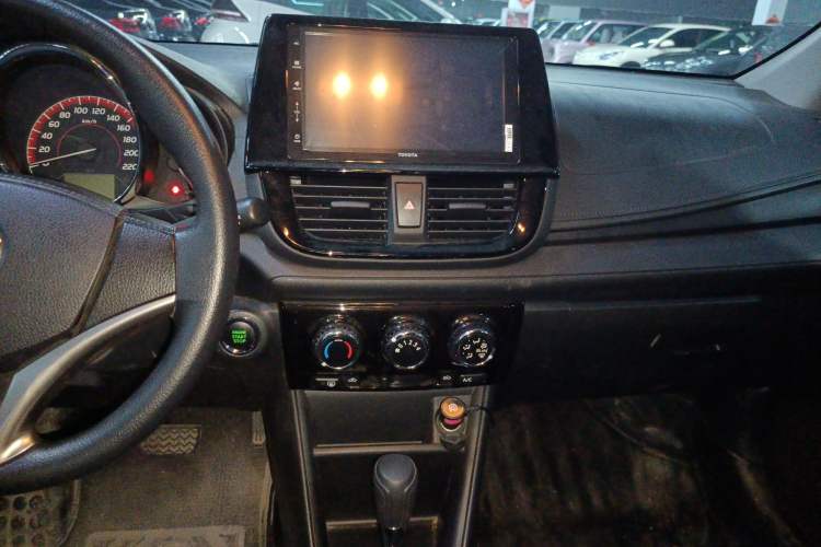 Used Toyota Vios 2022 1.5L 20th Anniversary Edition Audio And AC Panel