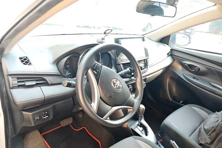 Used Toyota Vios 2022 1.5L 20th Anniversary Edition Center Console