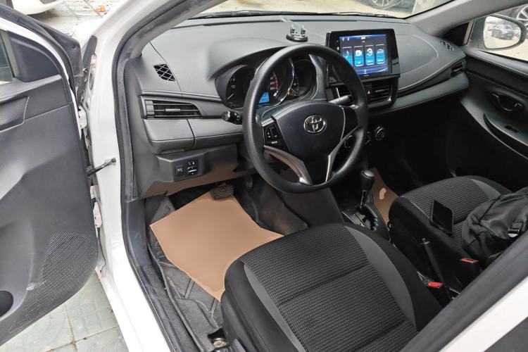 Used Toyota Vios 2022 1.5L 20th Anniversary Edition Center Console