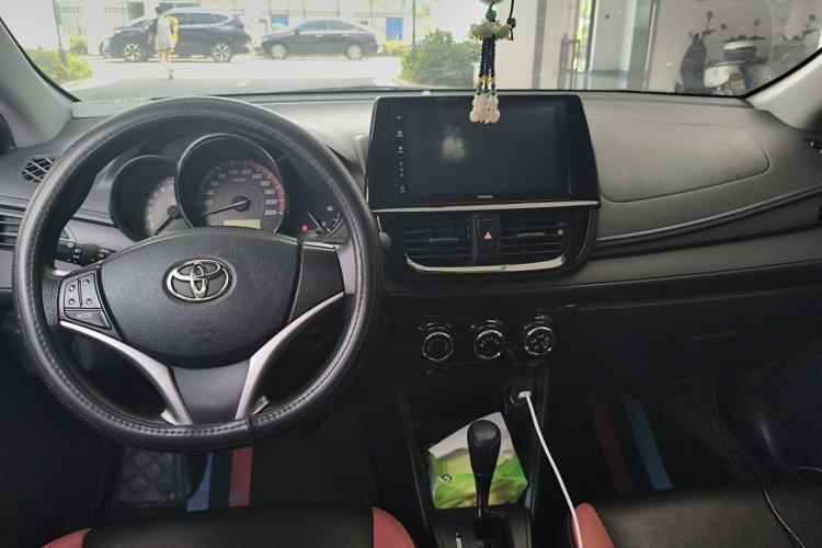 Used Toyota Vios 2022 1.5L CVT Active Drive CARE Edition Center Console