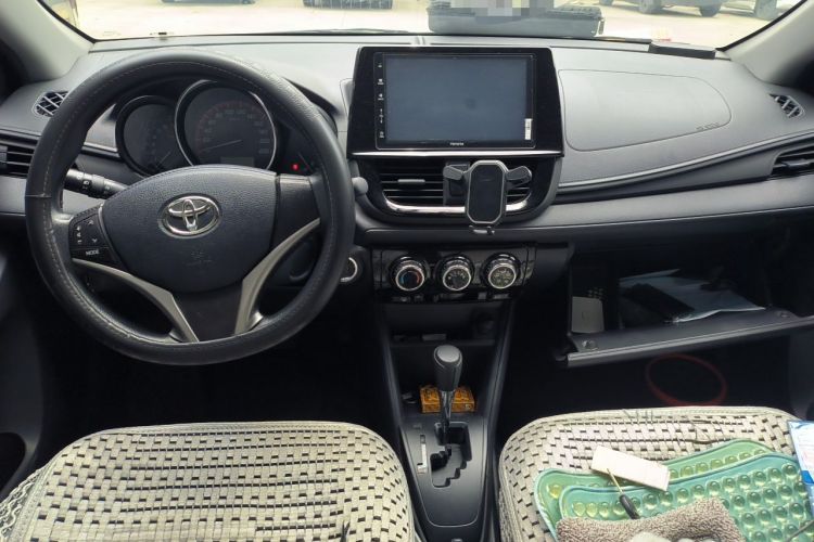 Used Toyota Vios 2022 1.5L CVT Active Drive CARE Edition Center Console