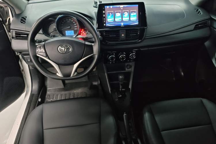 Used Toyota Vios 2022 1.5L 20th Anniversary Edition Center Console