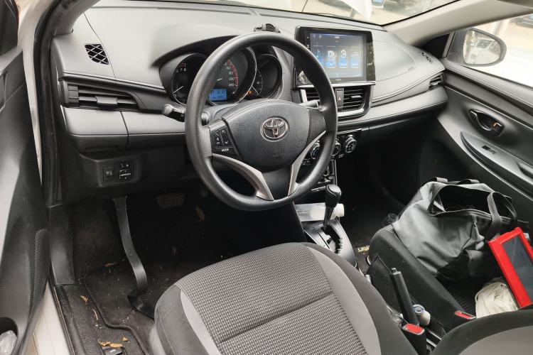Used Toyota Vios 2022 1.5L 20th Anniversary Edition Center Console