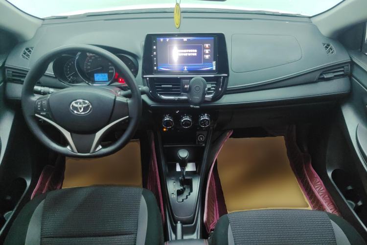 Used Toyota Vios 2022 1.5L CVT Active Drive CARE Edition Center Console