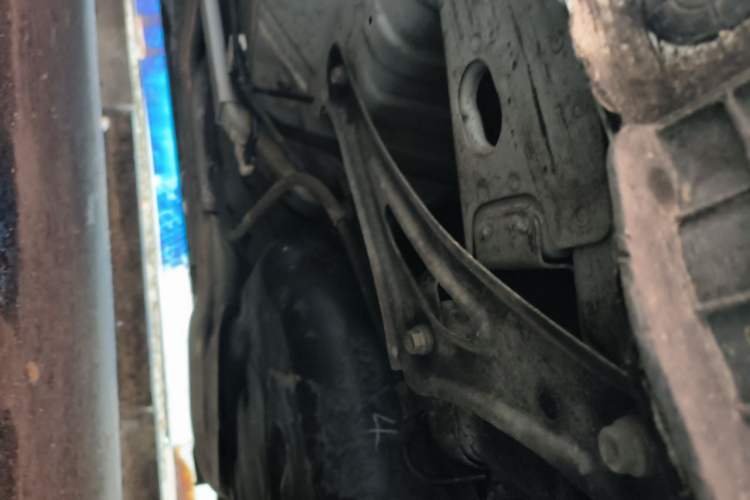 Used Toyota Vios 2022 1.5L 20th Anniversary Edition Chassis Rear Left