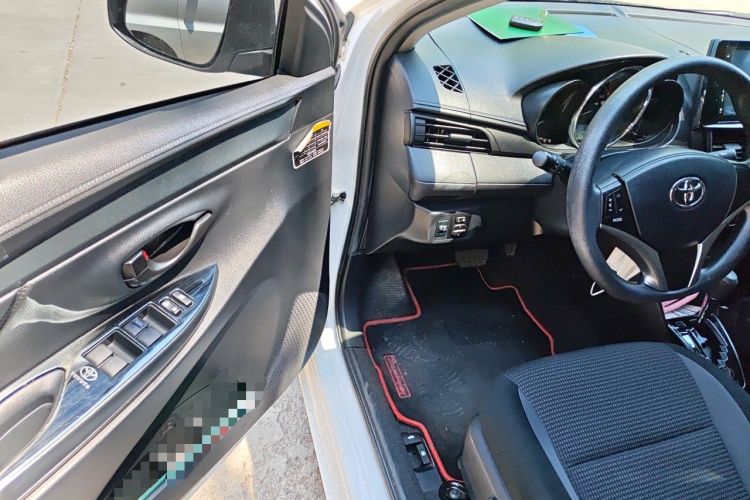 Used Toyota Vios 2022 1.5L 20th Anniversary Edition Driver Seat
