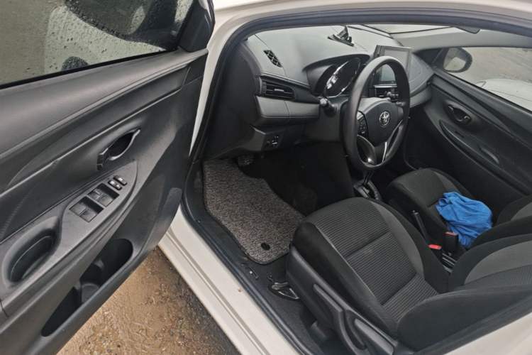 Used Toyota Vios 2022 1.5L 20th Anniversary Edition Driver Seat