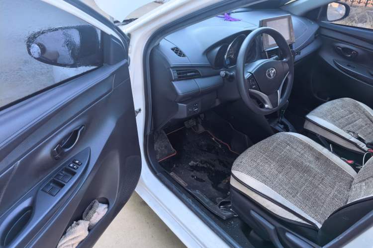 Used Toyota Vios 2022 1.5L 20th Anniversary Edition Driver Seat