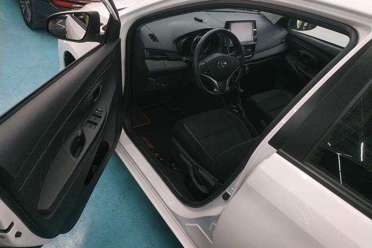 Used Toyota Vios 2022 1.5L 20th Anniversary Edition Driver Seat