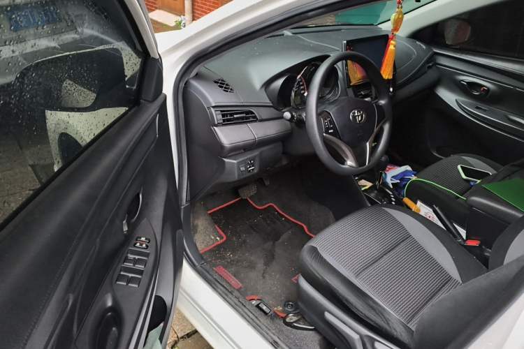 Used Toyota Vios 2022 1.5L 20th Anniversary Edition Driver Seat