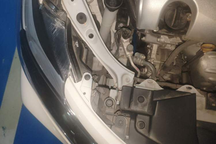 Used Toyota Vios 2022 1.5L 20th Anniversary Edition Engine Bay Right