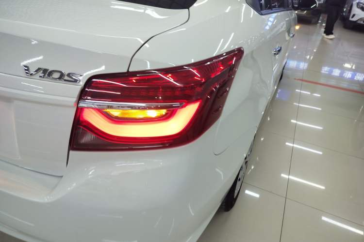 Used Toyota Vios 2022 1.5L 20th Anniversary Edition Exterior 3