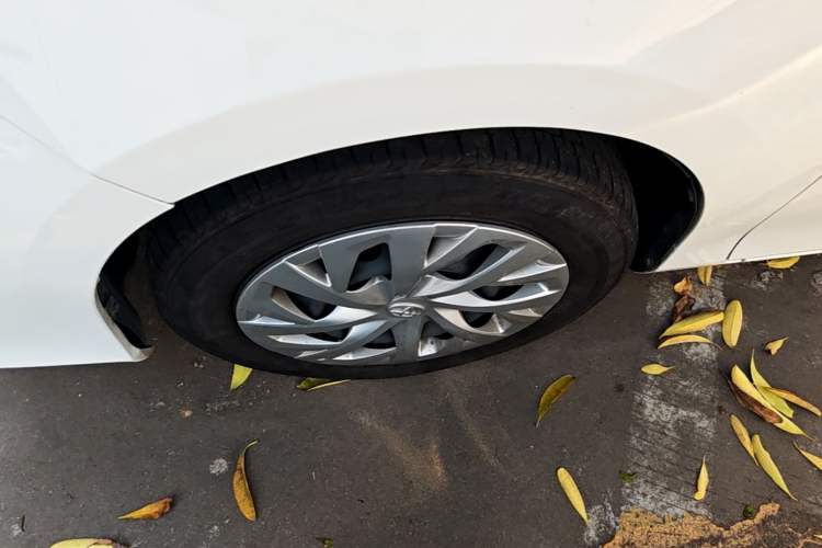 Used Toyota Vios 2022 1.5L 20th Anniversary Edition Exterior 4