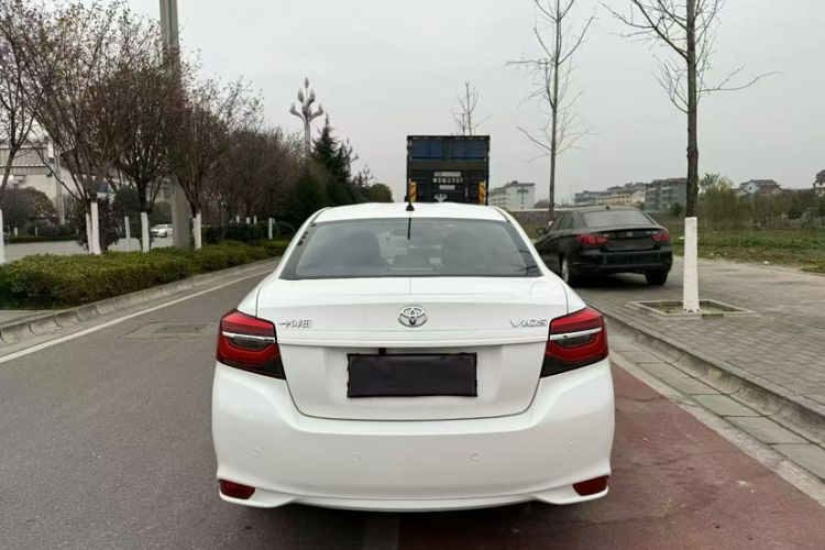 Used Toyota Vios 2022 1.5L 20th Anniversary Edition Exterior 4