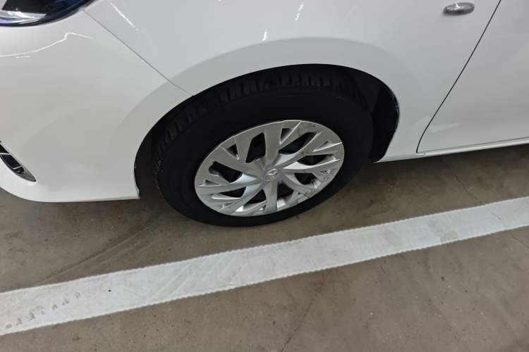 Used Toyota Vios 2022 1.5L 20th Anniversary Edition Exterior 4